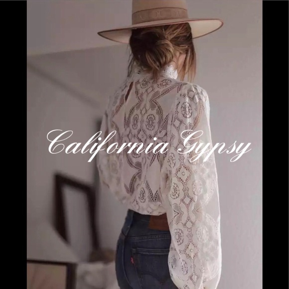 LAST ONE🎉Lace High Neck Blouse - Picture 12 of 16